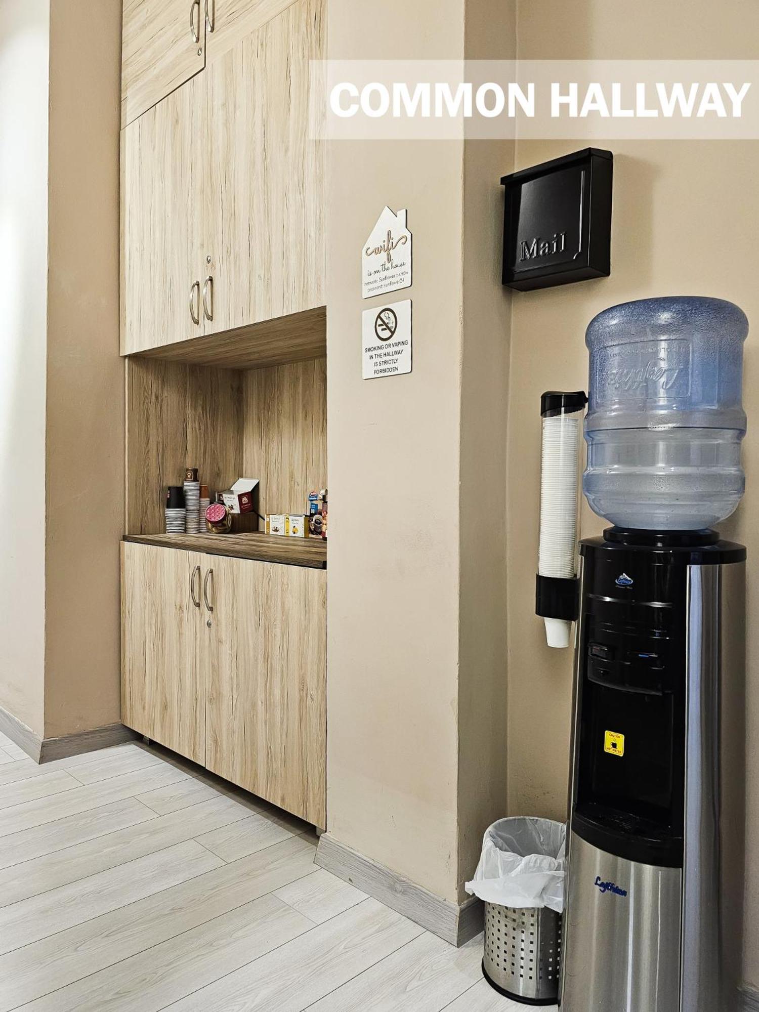Sunflower Junior Suite Τίρανα Εξωτερικό φωτογραφία