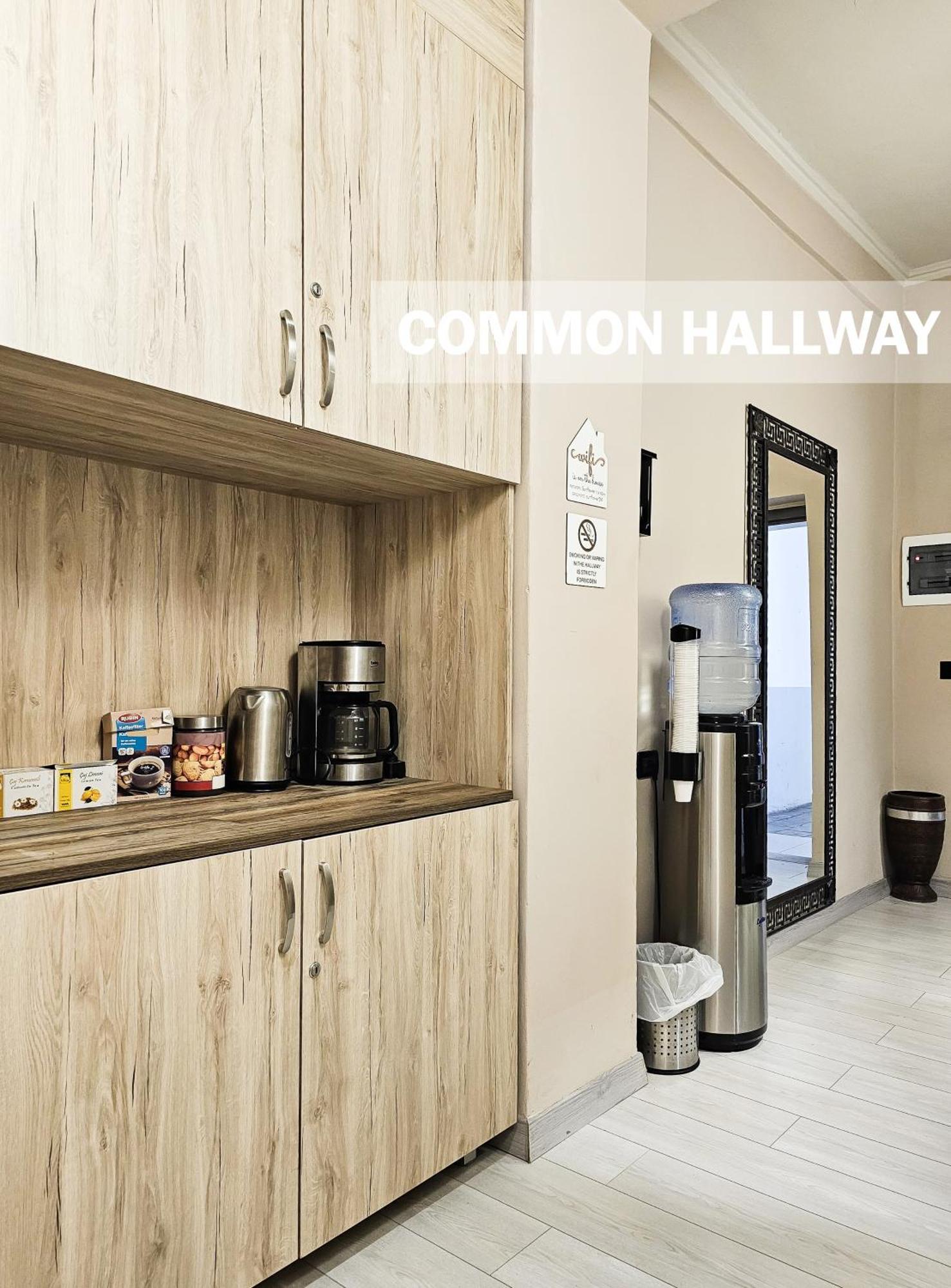 Sunflower Junior Suite Τίρανα Εξωτερικό φωτογραφία